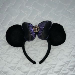 Haunted Mansion Minnie ears